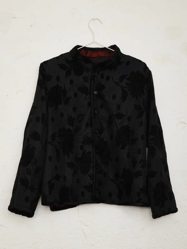 Chaqueta con estampado floral y en el reverso negro - Imagen 3