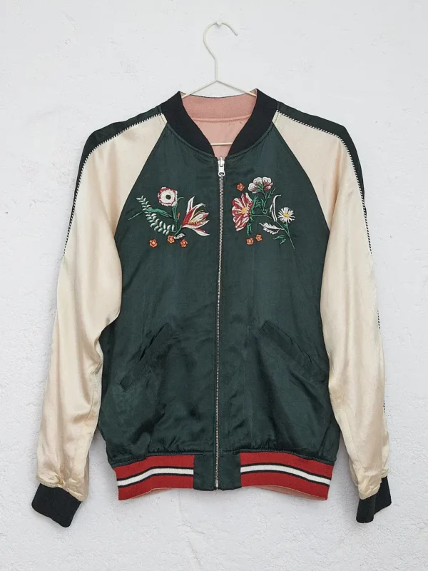 Sukajan reversible